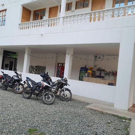 Hotel Santa Fe Del Parque 산타페 데 안티오키아 외부 사진