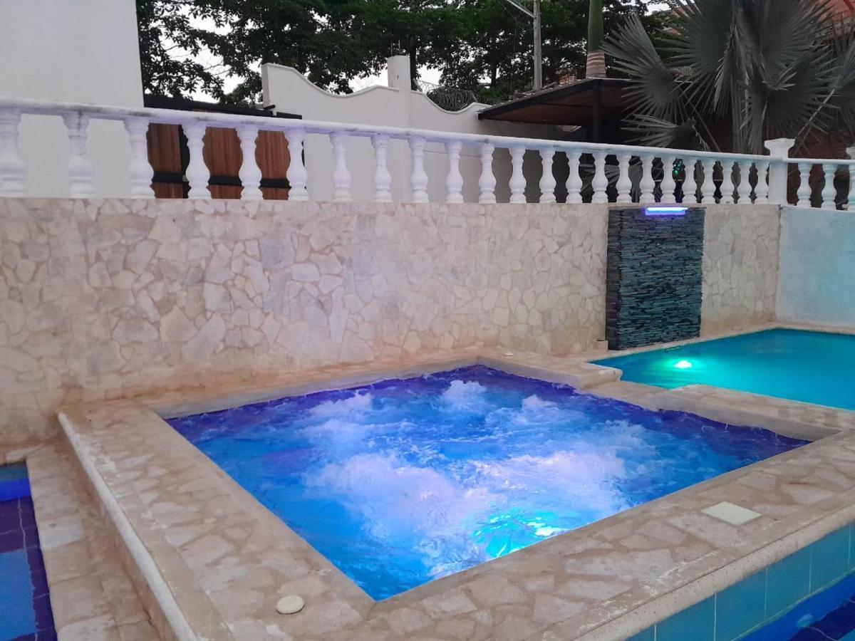 Hotel Santa Fe Del Parque 산타페 데 안티오키아 외부 사진