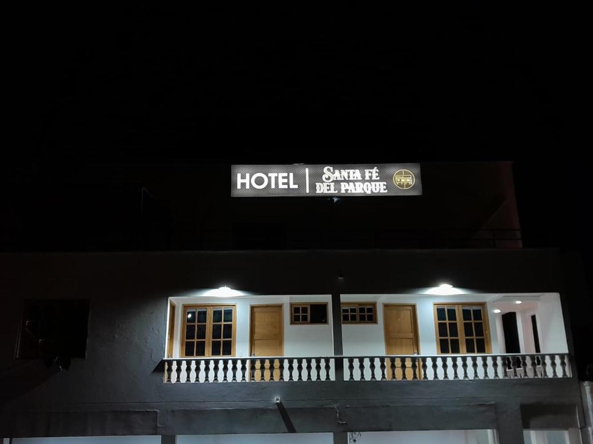 Hotel Santa Fe Del Parque 산타페 데 안티오키아 외부 사진